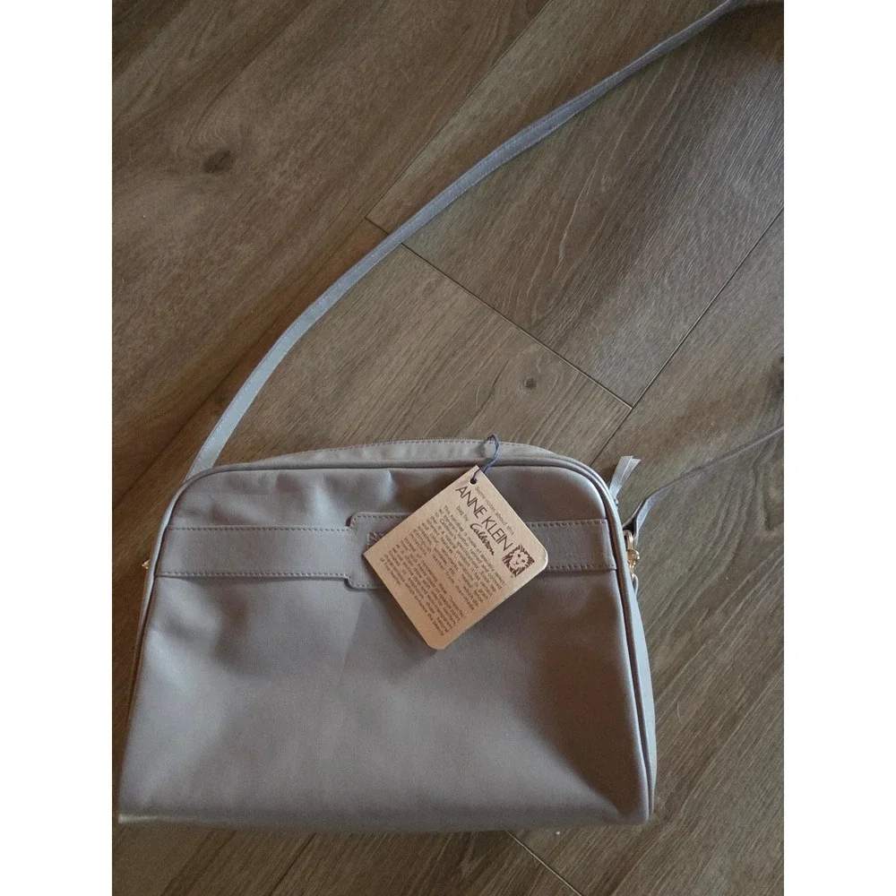 Anne Klein by Calderon 1970s Taupe Leather Crossbody Bag Lion Logo Deadstock